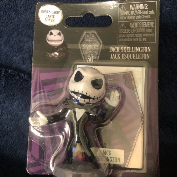 Nightmare Before Christmas Figurine Set with Bonus Card - Picture 7 of 8